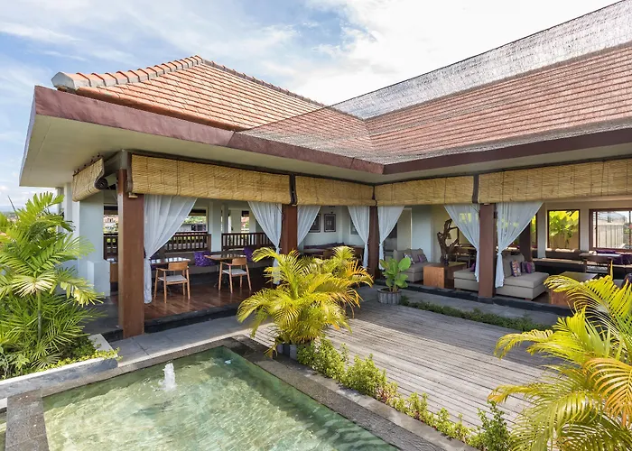 Village Hotel 4*